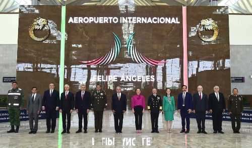 Inauguran aeropuerto Felipe Ángeles en Tecámac