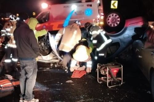 Accidente mortal en la Atlacomulco-Maravatio deja dos personas sin vida