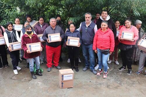 Diputado Pablo Fernández de Cevallos entrega apoyos en comunidades de Naucalpan