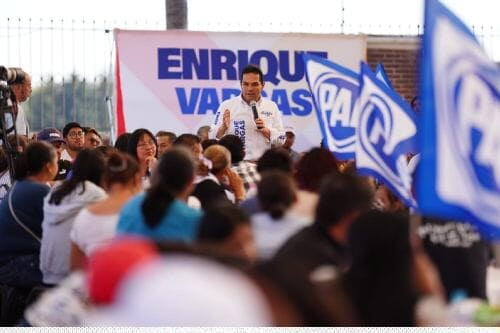 Va Enrique Vargas del Villar por carro completo en Tenancingo