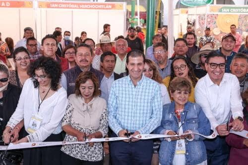 Diversidad artesanal y gastronómica en el Festival Toluca de San José 2024