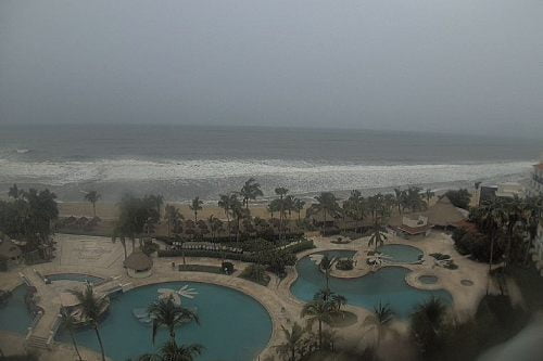Mientras Max se debilita, huracán Lidia alcanza categoría 4 y toca tierra en Nayarit y Jalisco