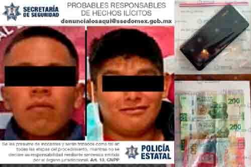 Atrapan a dos ladrones de comercio en Ixtlahuaca, poco después del atraco