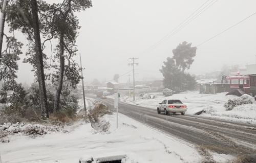 Cerrado acceso al Nevado de Toluca por caída de nieve