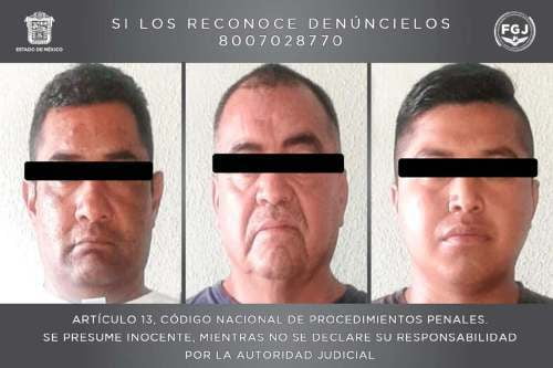 A bordo de su patrulla, tres policías municipales de Toluca, rociaron con gas pimienta y robaron a un hombre