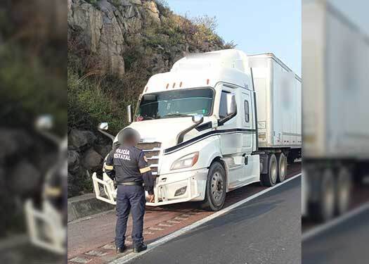 Recuperan tractocamión robado con cuatro mdp en mercancía