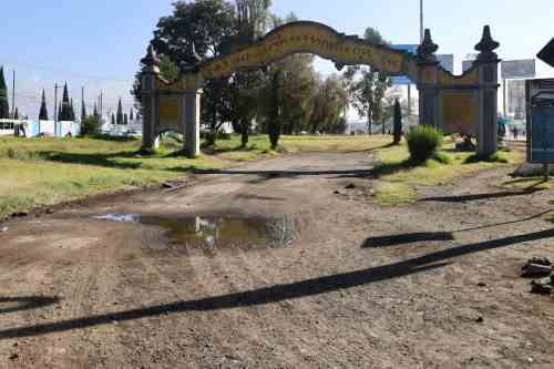 Inició rehabilitación de la Plaza Panamericana y del arco conmemorativo en San Mateo Atenco