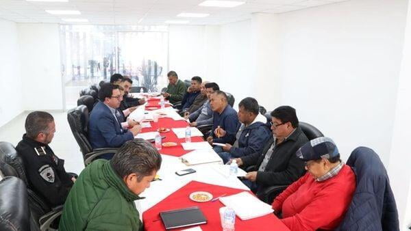 Se reúne alcalde con delegados de 7 comunidades de Lerma