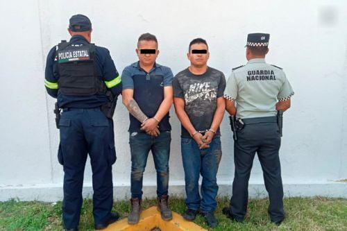 Con dos camiones robados, atrapan a dos probables ladrones en Acambay